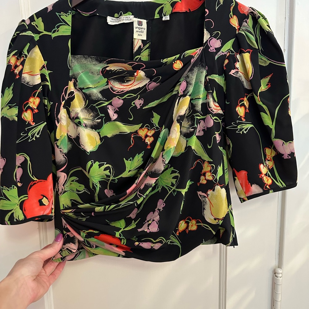 Emanuel Ungaro vintage 1980s black floral silk blouse, sz 4, sexy but demure - Picture 5 of 11